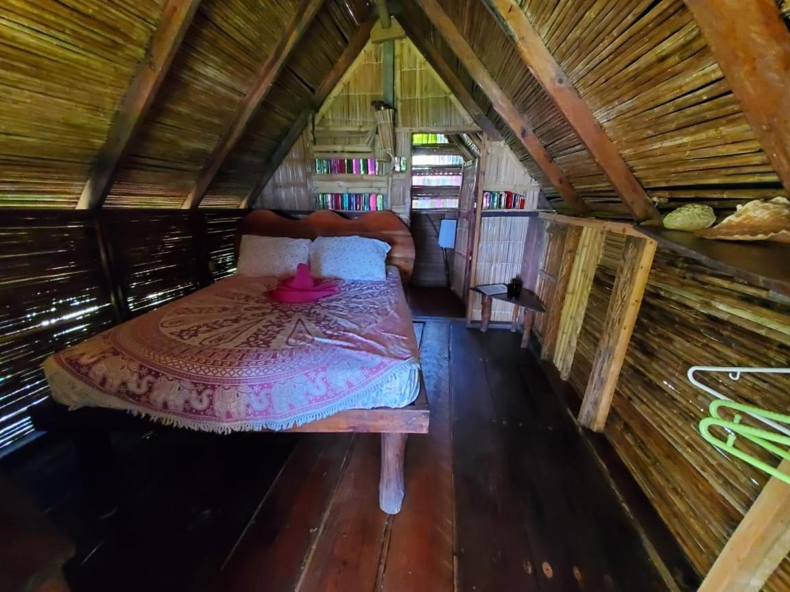 Derek'S Place Eco-Lodge Corn Island Exterior foto