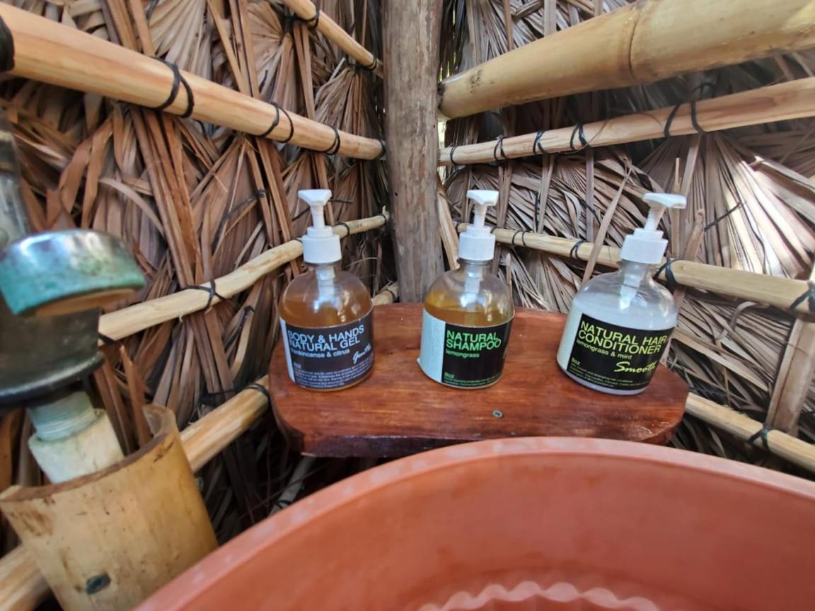 Derek'S Place Eco-Lodge Corn Island Exterior foto