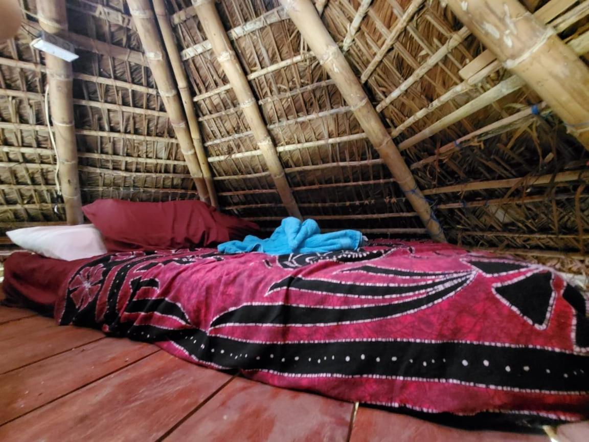 Derek'S Place Eco-Lodge Corn Island Exterior foto